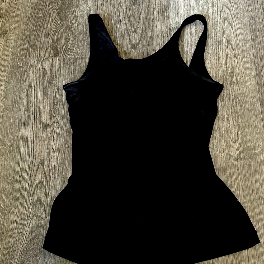 black all in motion tank
